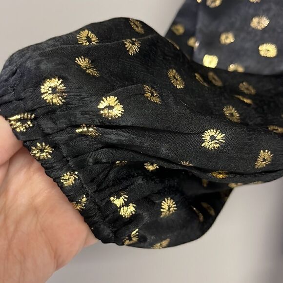 aeon Beautiful Black and Gold Metallic Blouse with Front Belt- Medium - Picture 6 of 8